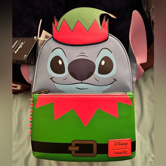 BNWT Stitch Christmas Loungefly Bag - Picture 1 of 2